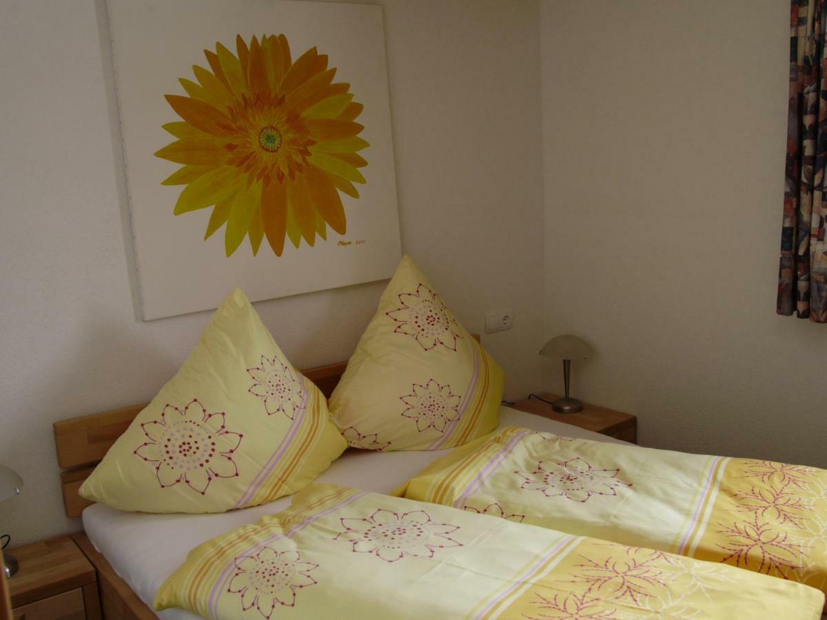 Appartement Haus Sonnenschein à Warth  Extérieur photo