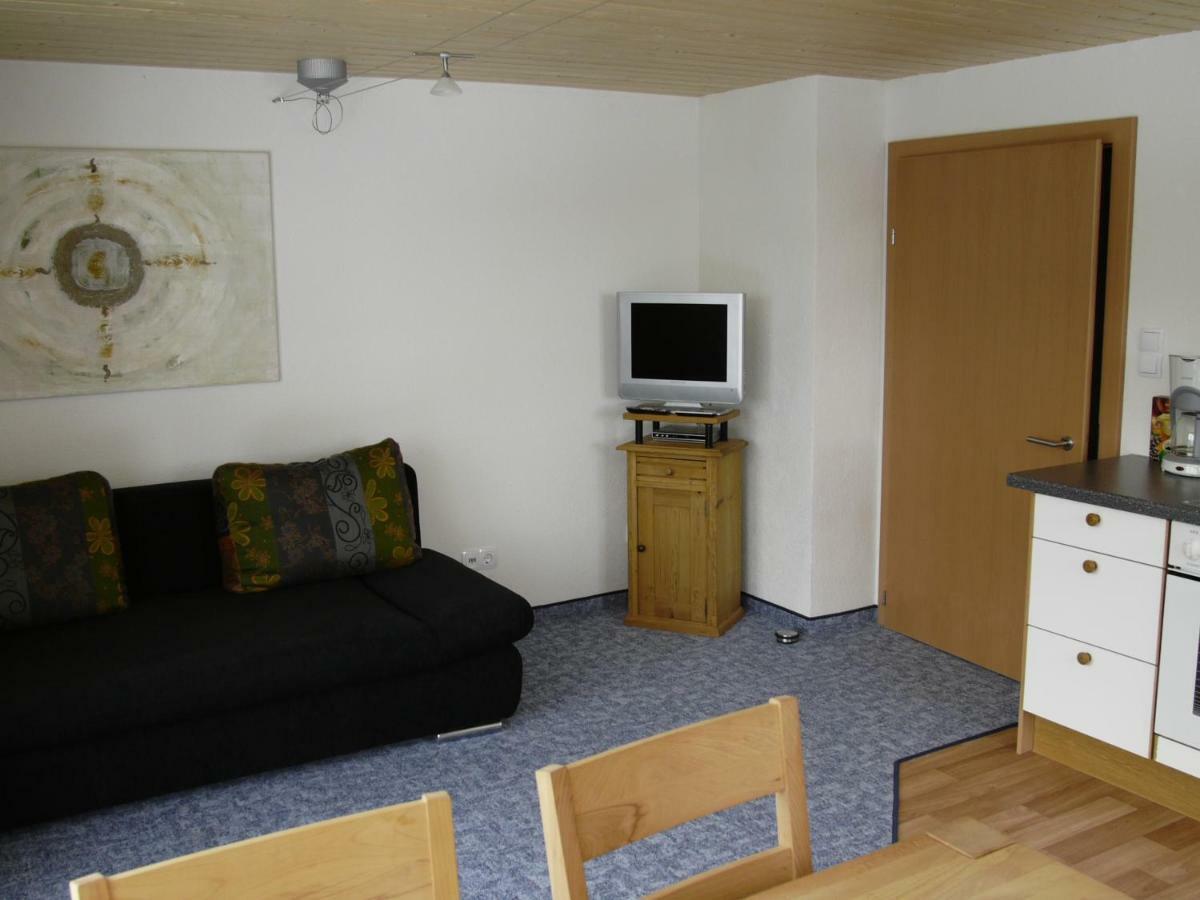 Appartement Haus Sonnenschein à Warth  Extérieur photo