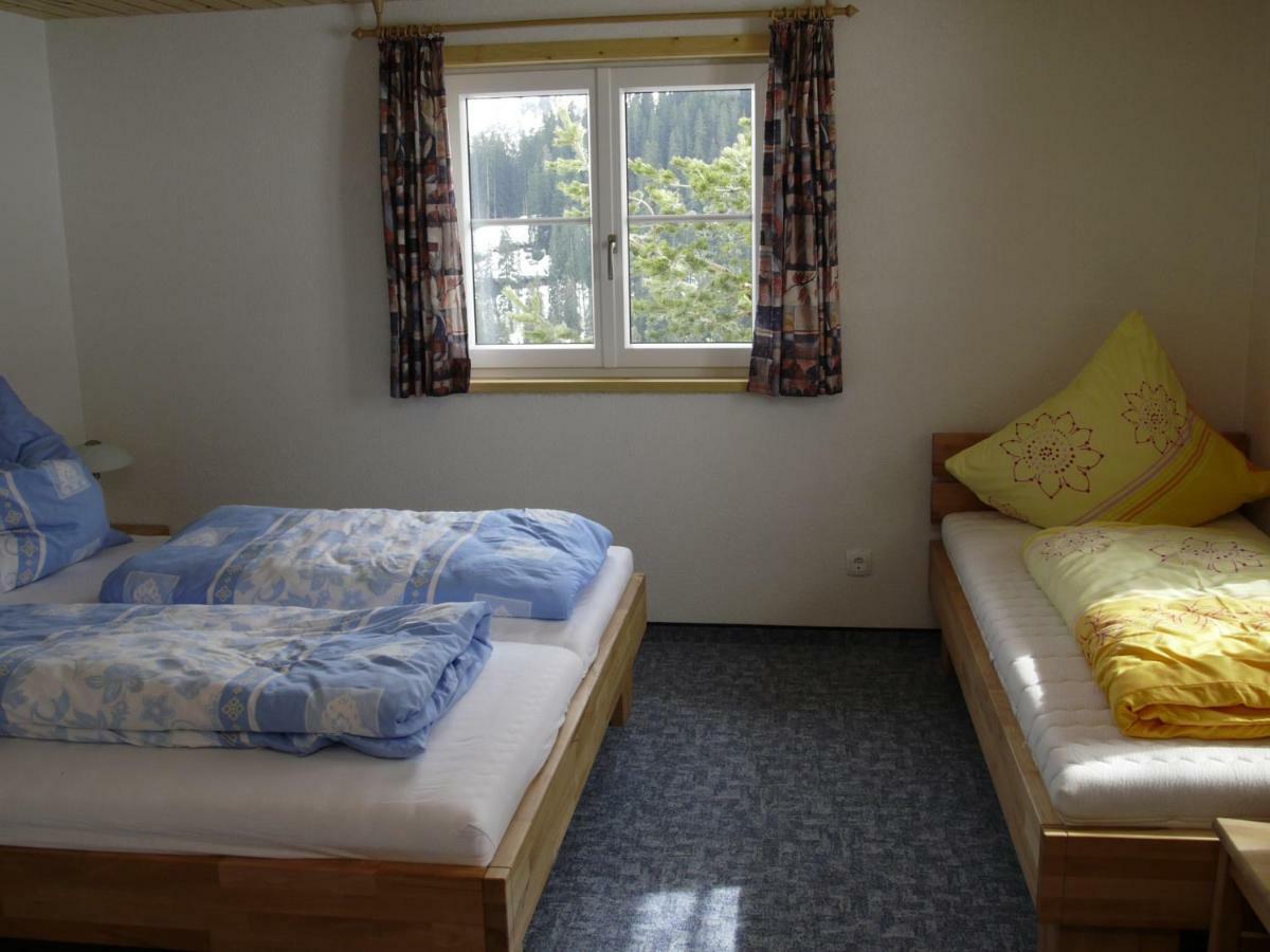 Appartement Haus Sonnenschein à Warth  Extérieur photo